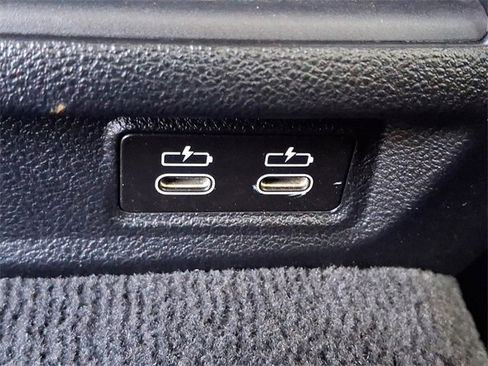 Used 2021 BMW 530i xDrive 530i xDrive w/ Premium Package image 11