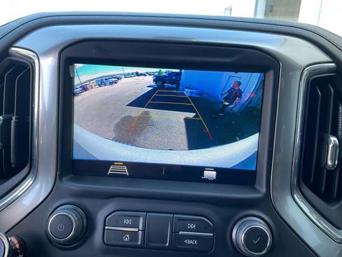 Used 2022 Chevrolet Silverado 1500 LT Trail Boss w/ Safety Package AWD/4WD image 17