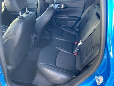 New 2026 Jeep Compass Latitude image 10