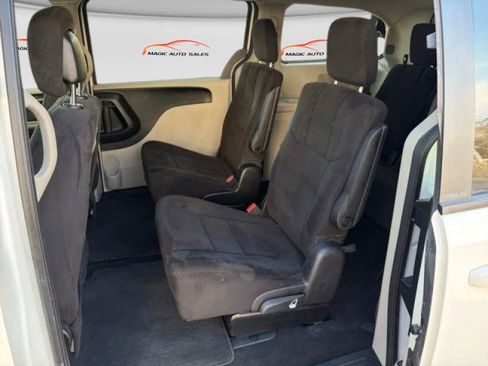 Used 2012 Dodge Grand Caravan SE FWD image 9