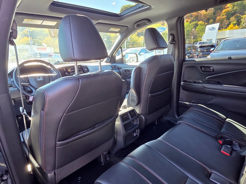 Used 2023 Honda Passport TrailSport image 21