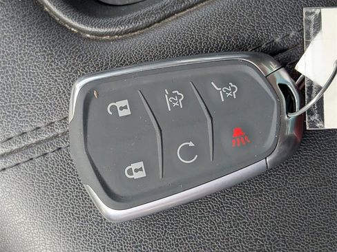 Used 2019 Cadillac Escalade Luxury image 32