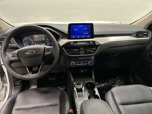 Used 2020 Ford Escape SEL image 29