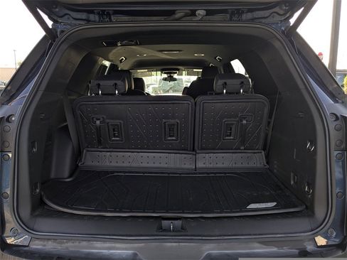 Used 2023 Chevrolet Traverse LT w/ LPO, Floor Liner Package image 10