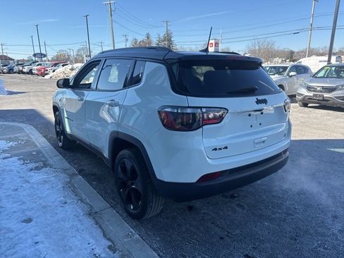 Used 2021 Jeep Compass Latitude image 5