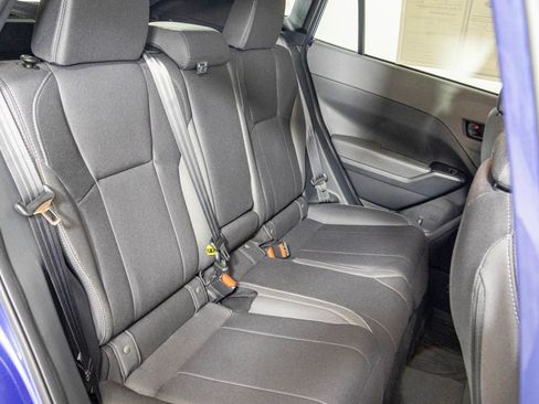 Used 2025 Subaru Crosstrek 2.0i Premium image 38