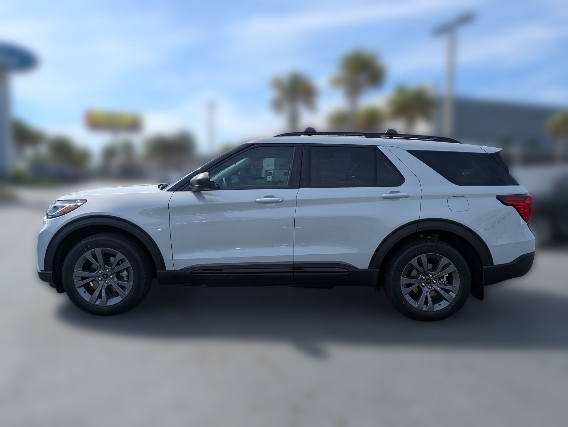 New 2026 Ford Explorer Active w/ Active Comfort Package AWD/4WD image 8