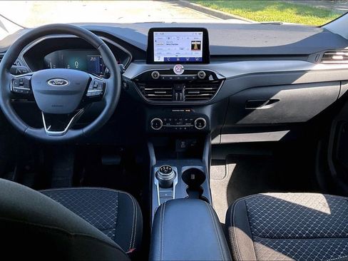 Used 2023 Ford Escape Active image 6