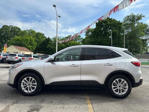 Used 2020 Ford Escape SE FWD image 5