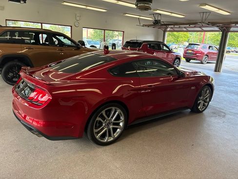 Used 2022 Ford Mustang GT Premium w/ Equipment Group 401A RWD image 39