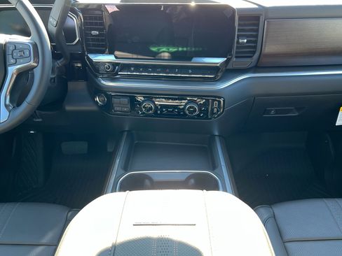 New 2026 Chevrolet Silverado 2500 High Country w/ High Country Premium Package image 14