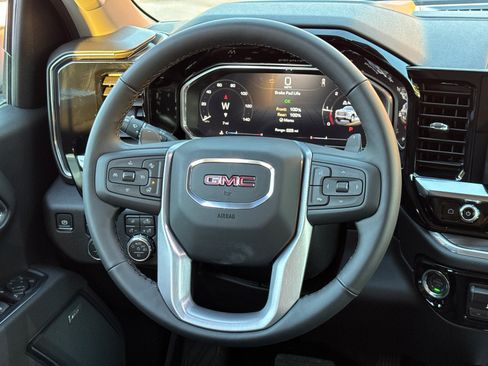 Used 2026 GMC Sierra 1500 SLT w/ SLT Premium Plus Package AWD/4WD image 25