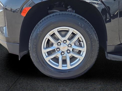 Used 2024 Chevrolet Tahoe LT RWD image 19