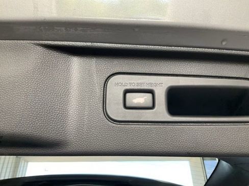 Certified 2025 Honda Pilot EX-L image 19