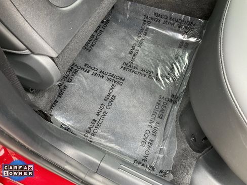 Used 2024 Kia Niro EX Touring image 26