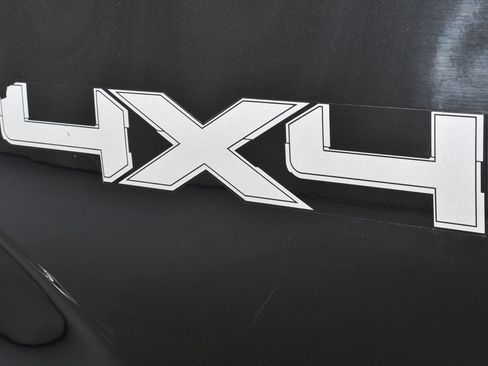 Used 2014 Ford F150 Lariat w/ Equipment Group 502A Luxury image 23