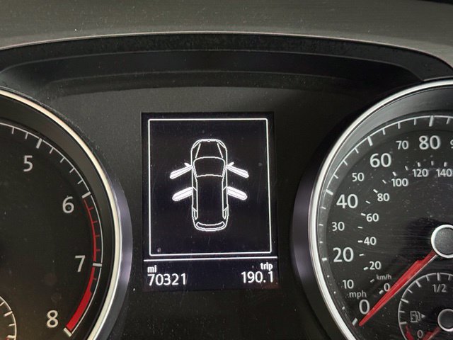 Used 2017 Volkswagen Golf SE FWD image 13