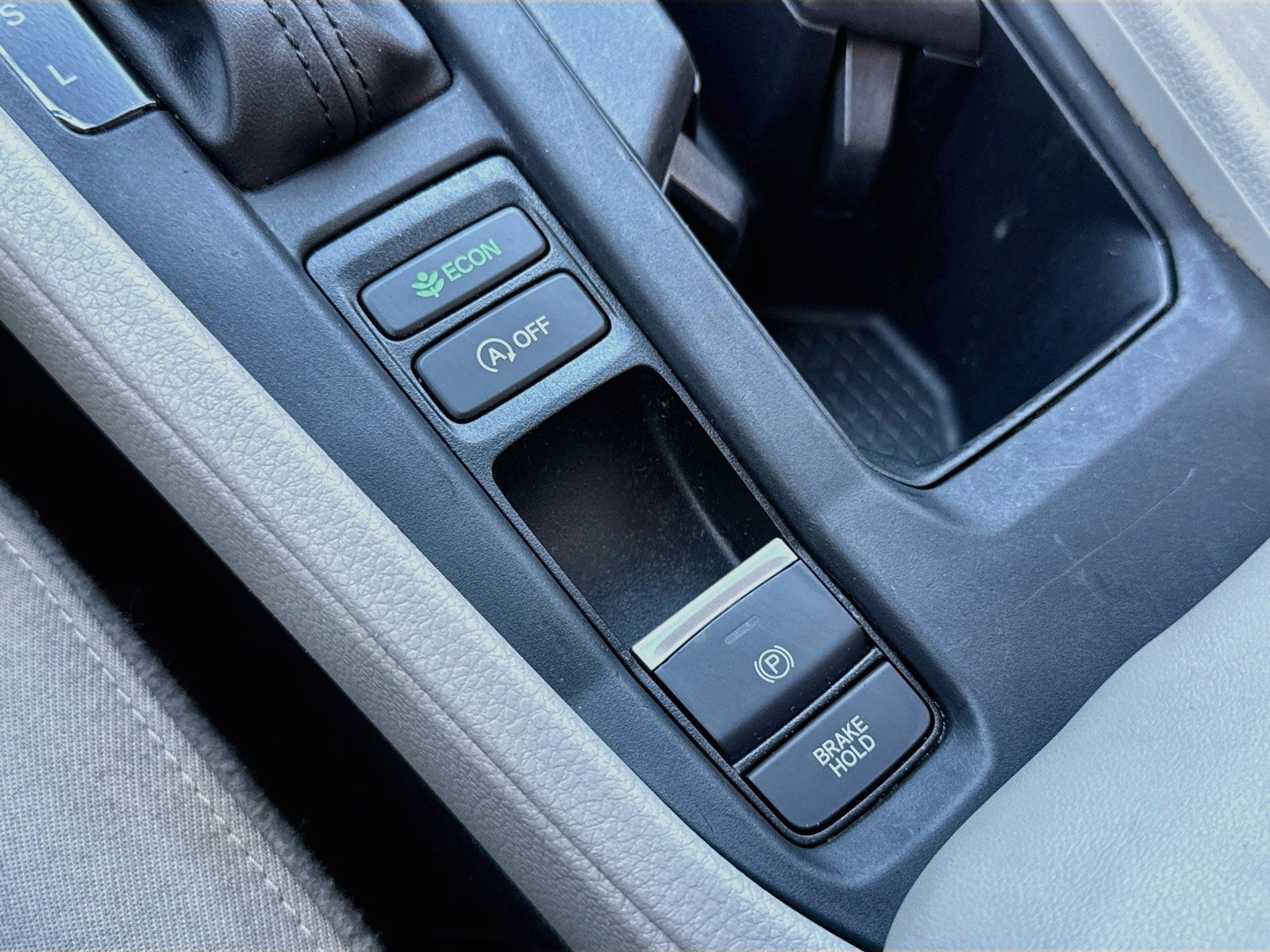 Used 2023 Honda Accord EX image 17