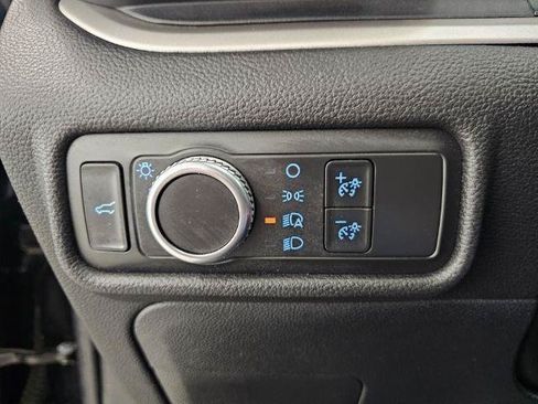 Used 2020 Ford Explorer XLT AWD/4WD image 22