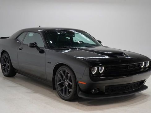Used 2023 Dodge Challenger R/T w/ Plus Package RWD image 1
