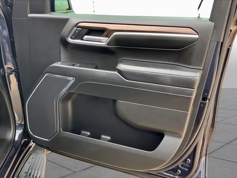 Used 2024 Chevrolet Silverado 1500 LT w/ Protection Package RWD image 23