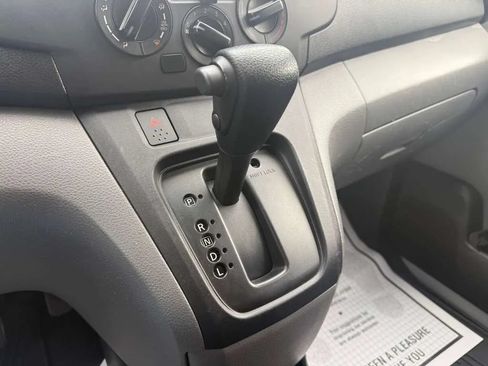 Used 2020 Nissan NV200 S FWD image 13