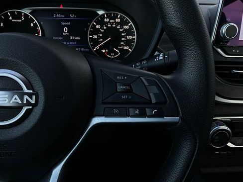 Used 2025 Nissan Altima 2.5 SV image 33