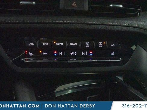 Used 2023 Buick Envision Essence image 8