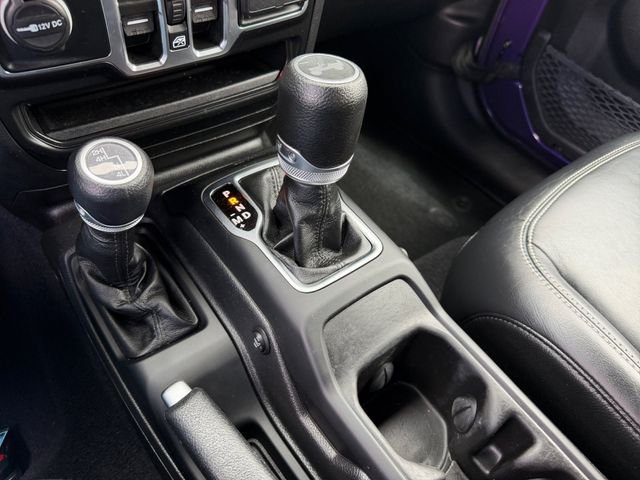 Certified 2023 Jeep Wrangler Unlimited Sport w/ Sun And Sound Package AWD/4WD image 25