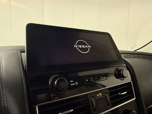Used 2022 Nissan Armada Platinum w/ Captain's Chairs Package RWD image 19