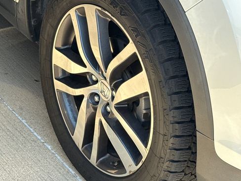 Used 2017 Honda Pilot Elite image 5