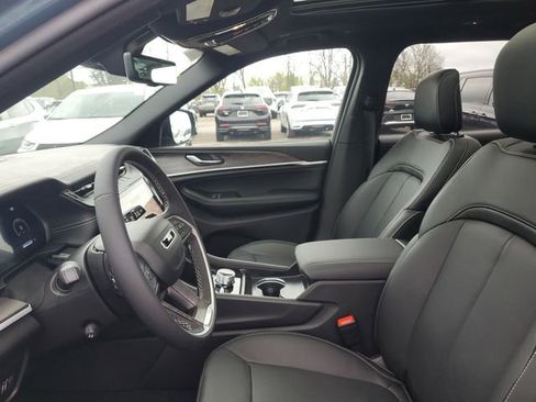New 2026 Jeep Grand Cherokee L Limited AWD/4WD image 19