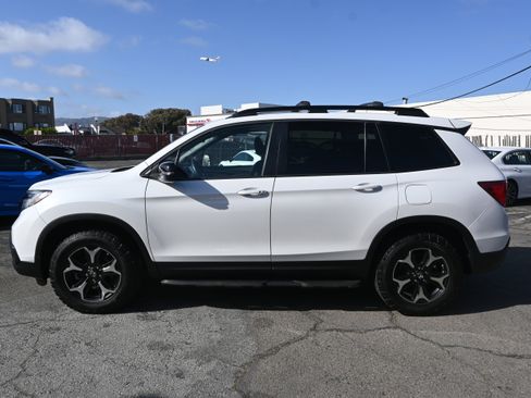 Used 2021 Honda Passport Touring image 11
