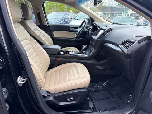 Used 2017 Ford Edge SEL w/ Equipment Group 201A AWD/4WD image 18