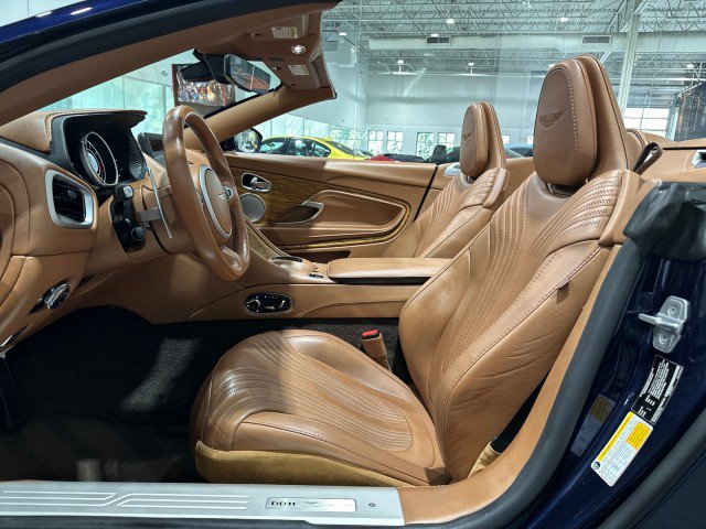 Used 2019 Aston Martin DB11 Volante RWD image 55