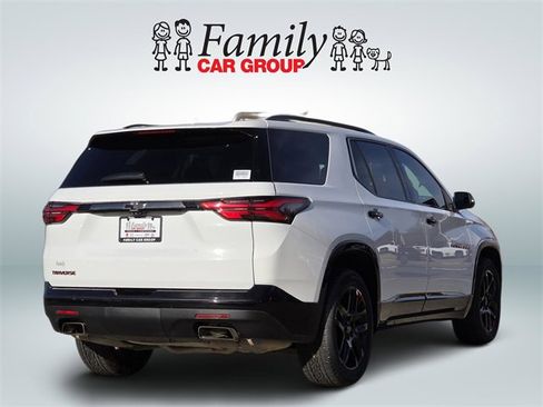 Used 2023 Chevrolet Traverse Premier w/ Redline Edition image 4