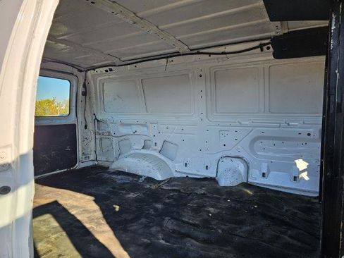 Used 2014 Ford E-250 and Econoline 250 w/ Power Group RWD image 25