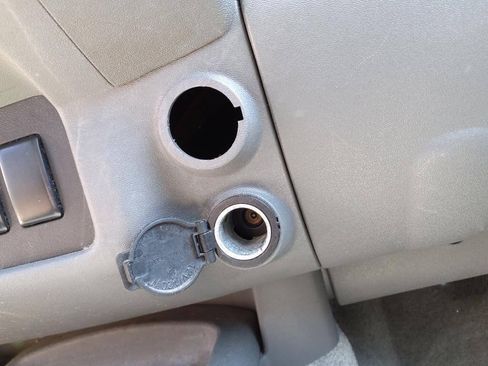 Used 2013 Nissan Frontier S RWD image 23