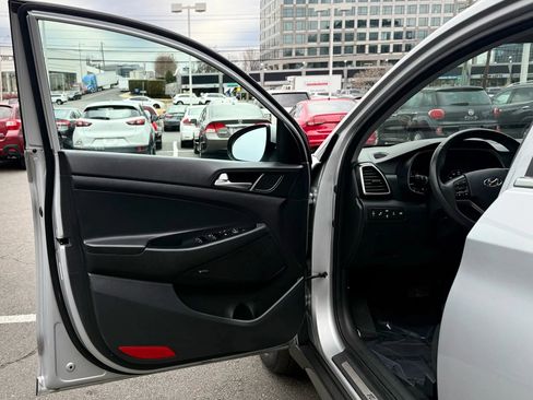 Used 2019 Hyundai Tucson Limited image 9