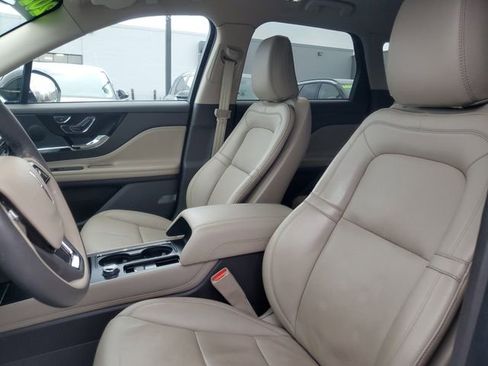 Certified 2023 Lincoln Corsair Reserve w/ Equipment Group 201A image 13