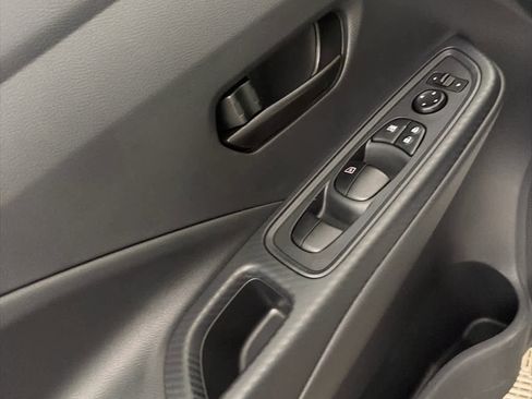 New 2025 Nissan Versa S w/ Trunk Package image 24