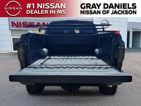 Used 2020 Toyota Tundra Platinum AWD/4WD image 9