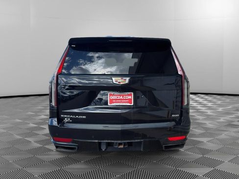 Used 2021 Cadillac Escalade Sport w/ Heavy-Duty Trailer Package AWD/4WD image 4