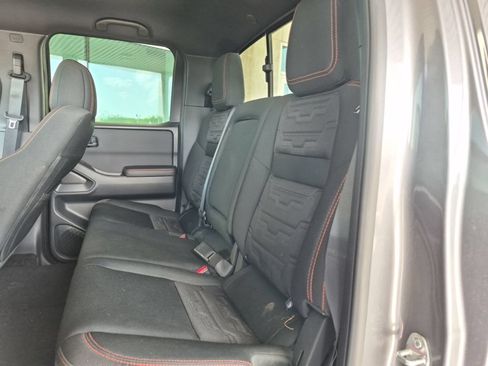 Used 2026 Nissan Frontier Pro-X w/ Tow Package RWD image 8