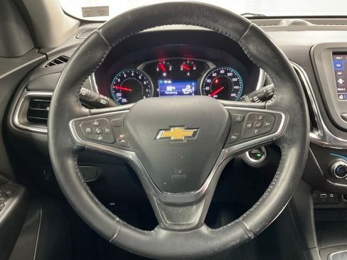 Used 2022 Chevrolet Equinox LT image 18