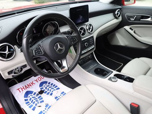 Used 2018 Mercedes-Benz GLA 250 4MATIC image 12