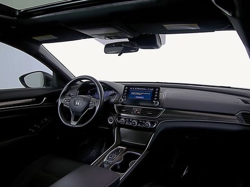 Used 2022 Honda Accord Sport image 14