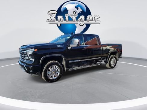 Used 2024 Chevrolet Silverado 2500 High Country w/ High Country Premium Package image 4