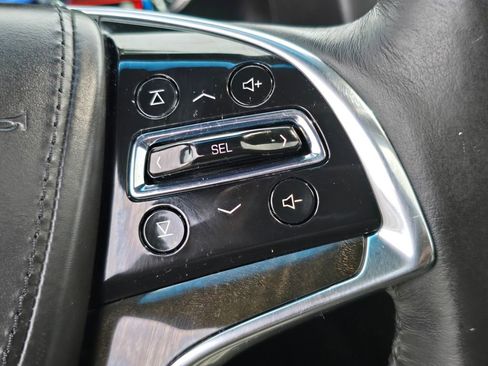 Used 2019 Cadillac Escalade ESV Platinum image 33