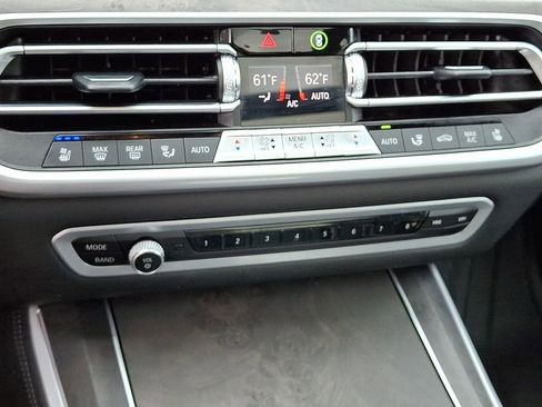 Used 2023 BMW X5 M50i w/ Climate Comfort Package image 18